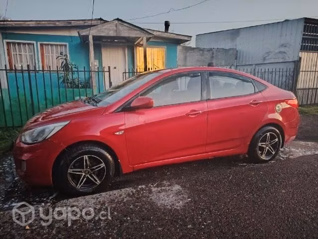 HYUNDAI ACCENT, con detalles estéticos - Imagen 10