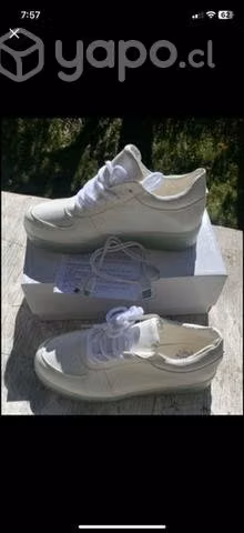 Zapatillas blancas light luz - Imagen 4