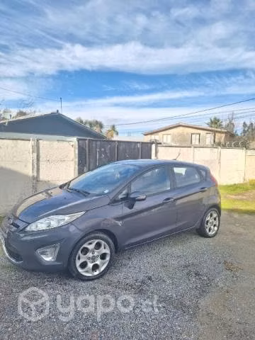 Vendo automóvil Ford fiesta 1.6