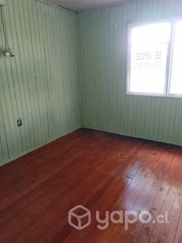 Casa esquina 3 niveles, amplio terreno