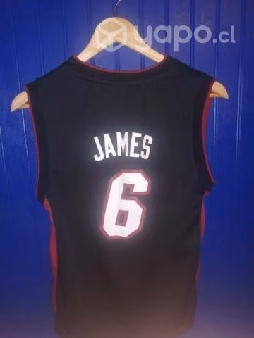 Polera de basquetboll