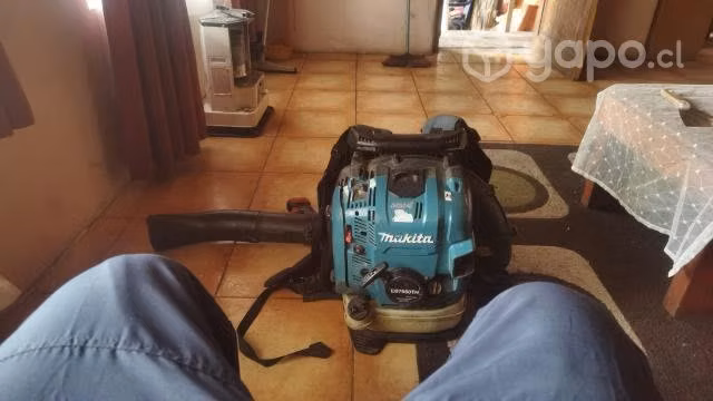Sopladora Makita a combustión