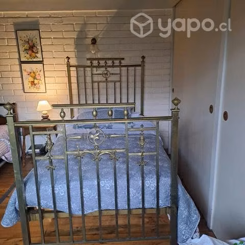 Cama de bronce