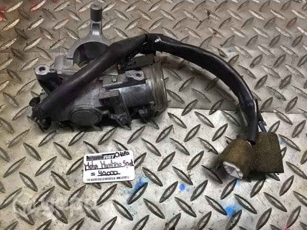 Chapa motor sin llave Mitsubishi Montero Sport 3.0