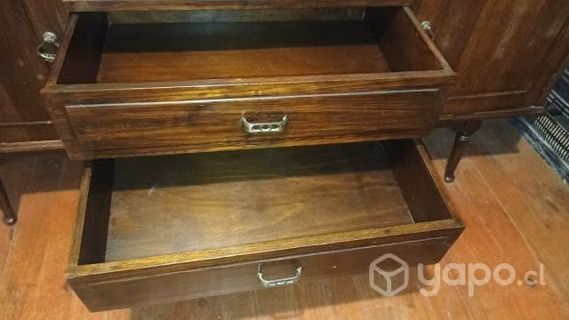 Buffet de madera solida