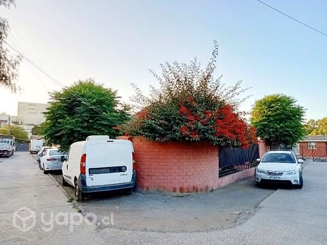 Linda y amplia casa a pasos del centro melipilla