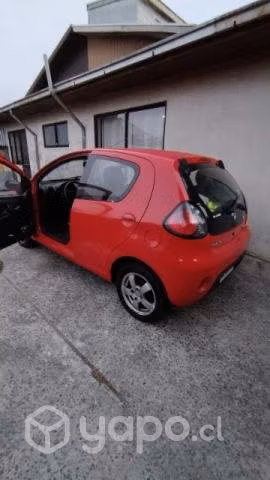 Vendo citycar Geely LC 1.3 año 2015
