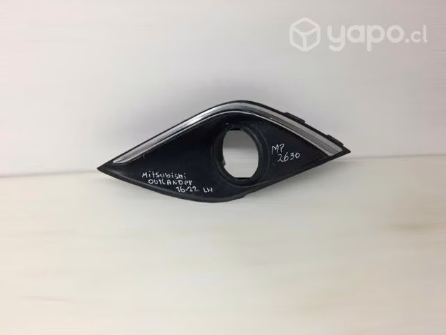 Tapa de neblinero lh mitsubishi outlander 2016-202