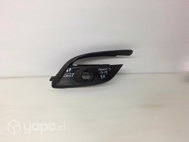 Tapa de neblinero rh mazda 
