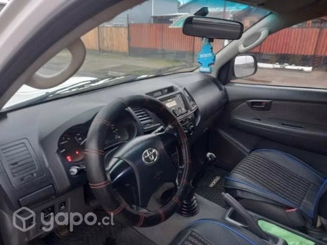 Vendo Toyota Hilux