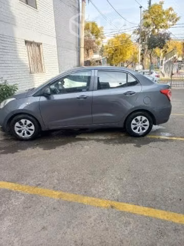 Hyundai Grand i 10 2017 sedán