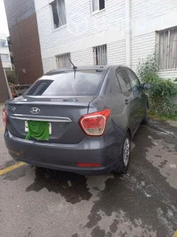 Hyundai Grand i 10 2017 sedán