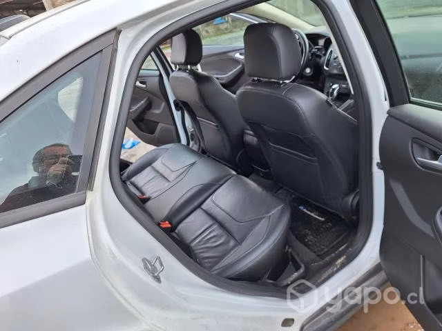 Vendo ford focus 2.0 SE full 2017