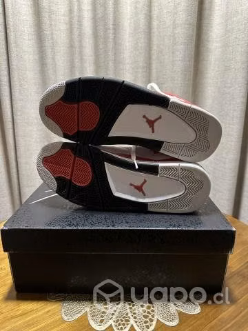 Air Jordan 4 retro