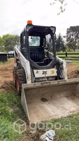 Minicargador