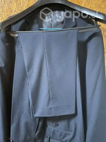 Traje nuevo hombre