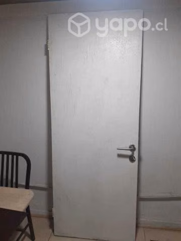 Puerta con cerrojo