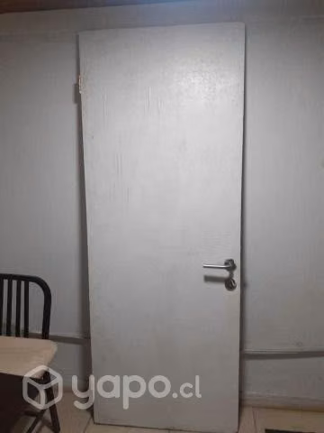 Puerta con cerrojo
