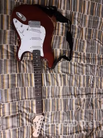 Guitarra electrica newen