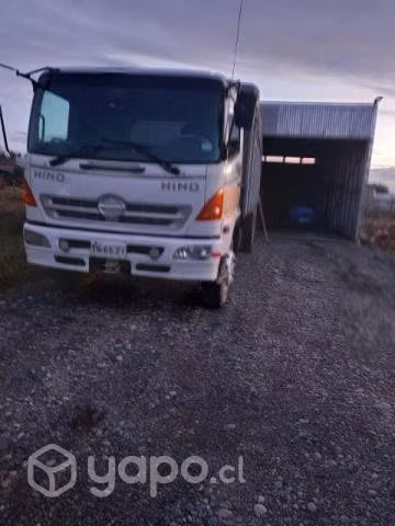 Sevende camion hino