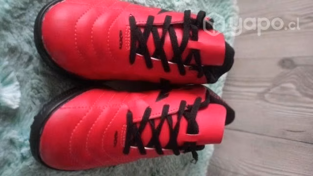 Zapatillas baby fútbol número 38 nuevas