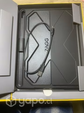 Carcasa y Teclado inalámbrico iPad ZAGG