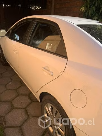 Kia cerato 2011 se vende