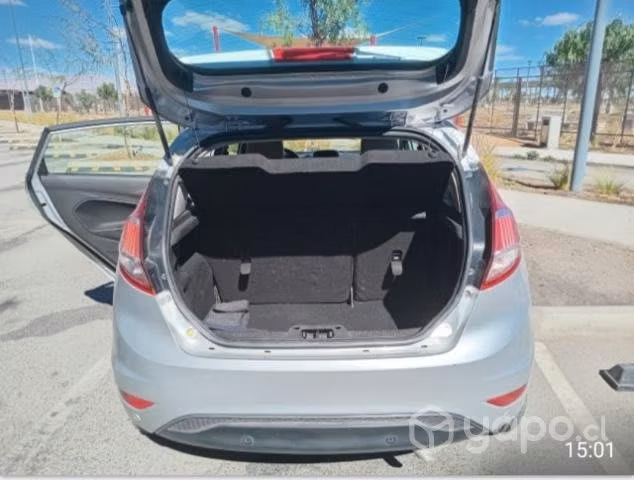 Vendo auto Ford Fiesta