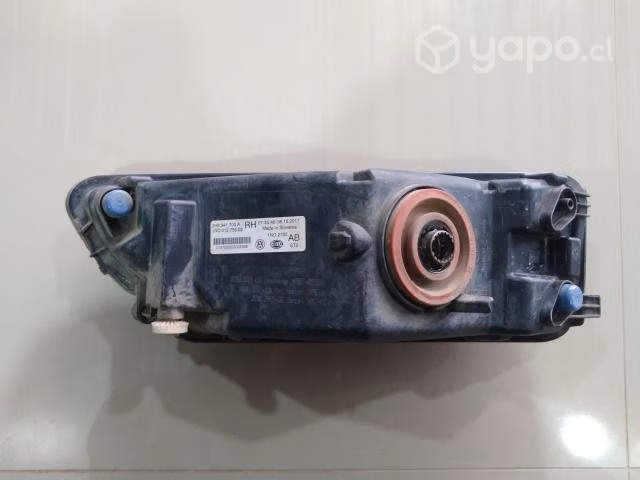Neblinero derecho Volkswagen Amarok 2016-2020