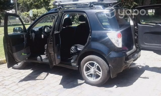 DAIHATSU TERIOS 2011 full, alarma,aire,enganche