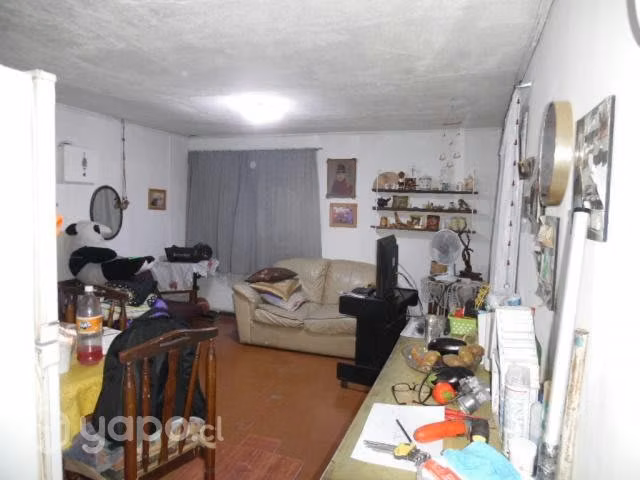 Barrio seguro, casa solida cerca metro conchali