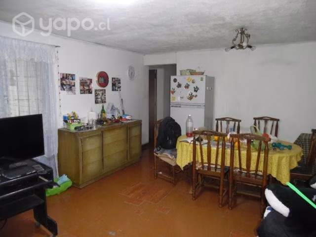 Barrio seguro, casa solida cerca metro conchali