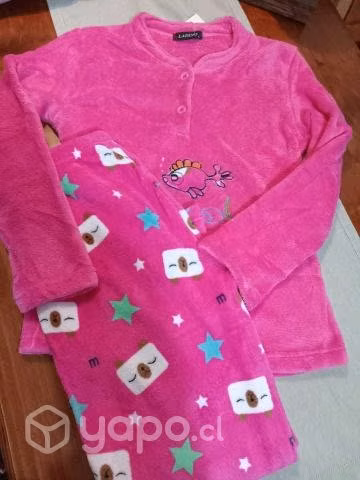 Pijamas de PLUSH suaves y calentito