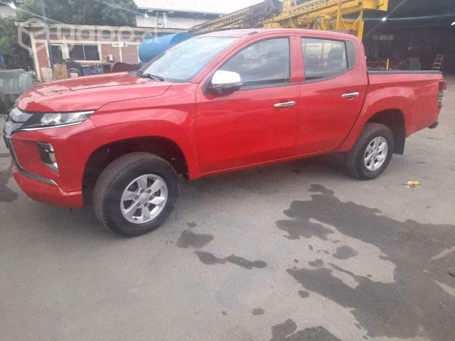 Mitsubishi Katana L200 año 2020 - Imagen 2