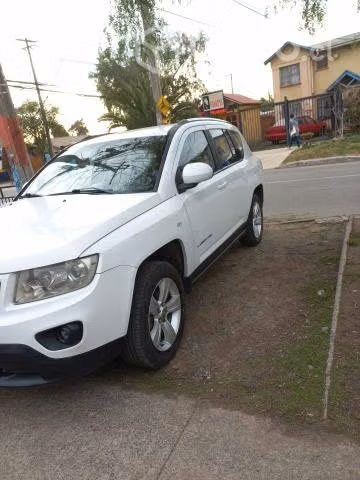 Auto - Imagen 4