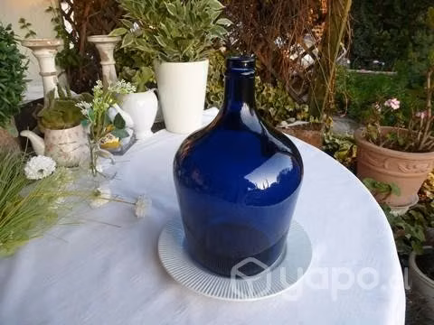 Jarrón Azul con Flores