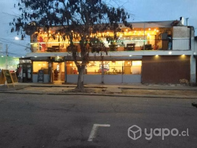 Venta Restaurant, Local Comercial, Independencia