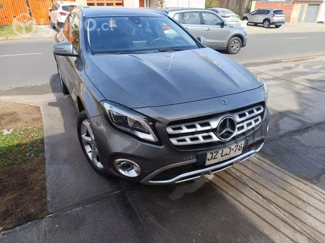 Mercedes Benz GLA200D 2017