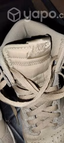 Zapatillas NIKE DUNK PREMIUM DORADAS - Imagen 4