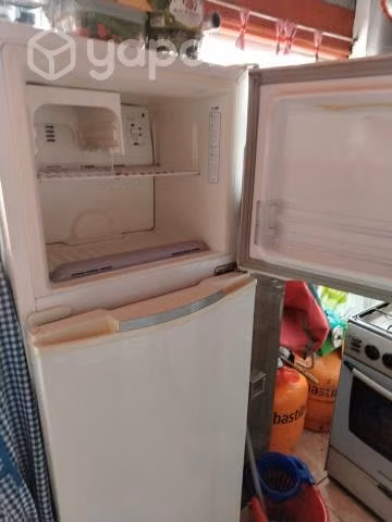 Refrigerador 2 puertas usada