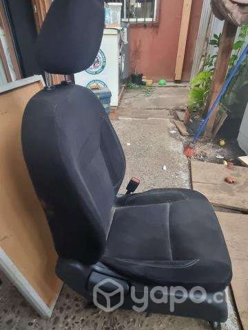 Asiento de copiloto np300 - Imagen 3