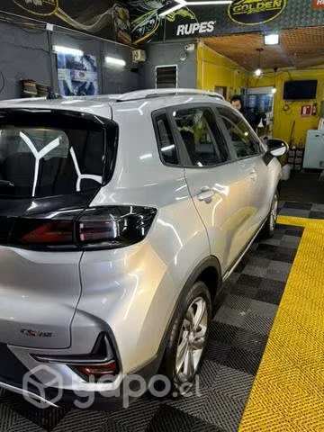 Vehículo changan cs15