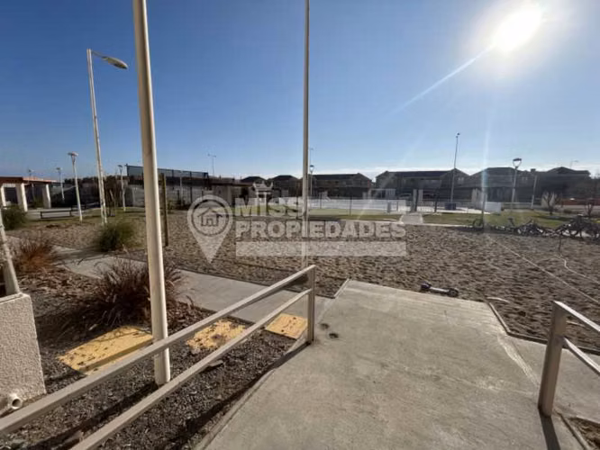 VENDE DEPARTAMENTO AMOBLADO CONDOMINIO ARMAZONES ANTOFAGASTA - Imagen 4