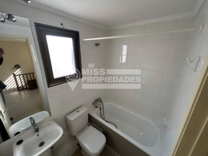SE VENDE CASA - CONDOMINIO MIÑIQUES, ANTOFAGASTA