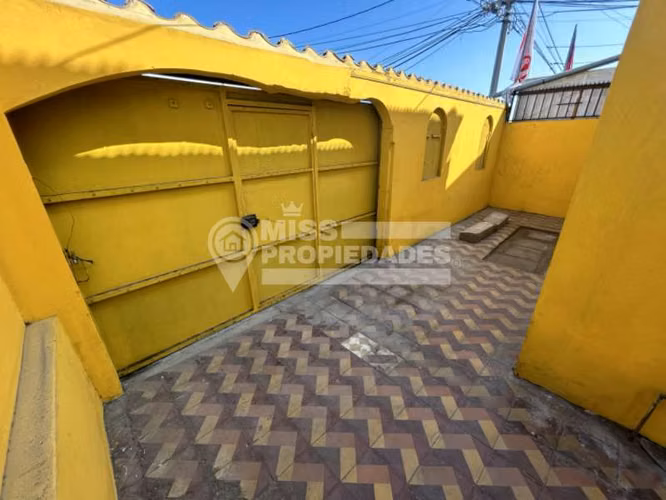 VENDE CASA - POBLACIÓN TROCADERO, ANTOFAGASTA