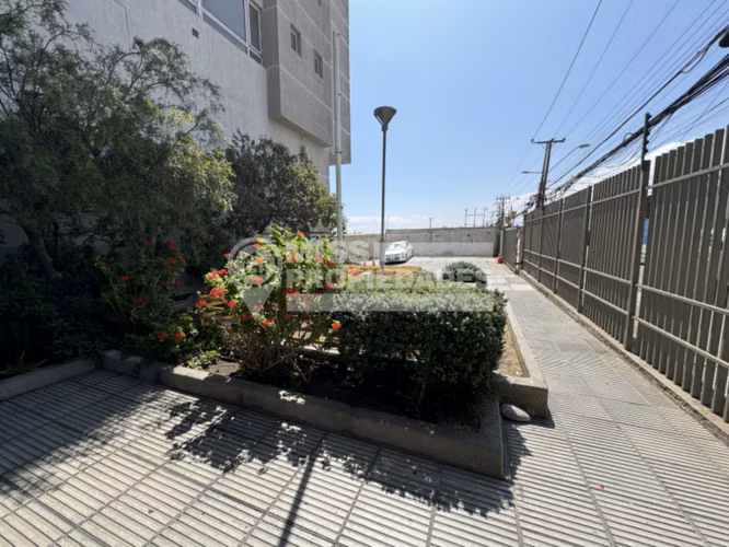 VENDE DEPARTAMENTO - AVENIDA IQUIQUE