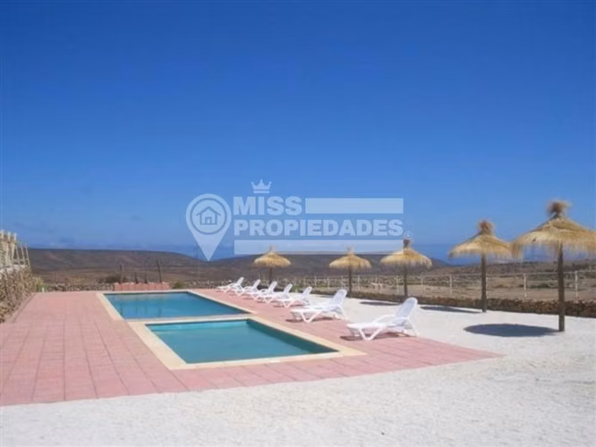VENDE GRAN PARCELA CONDOMINIO COSTA DORADA - OVALLE