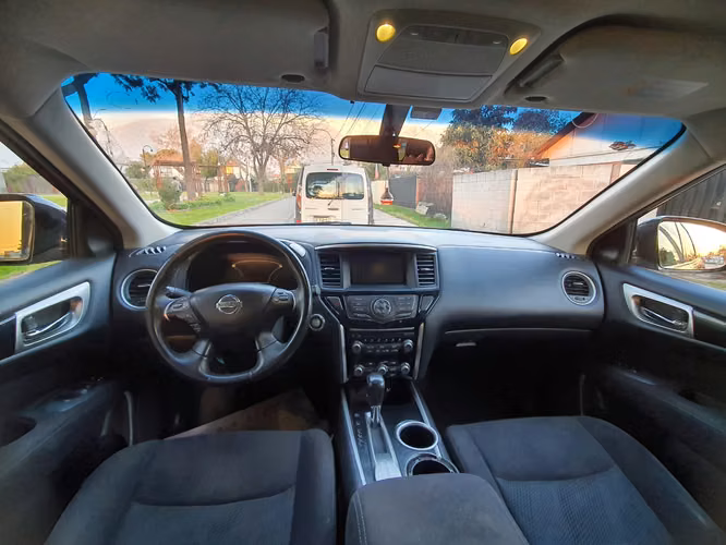 nissan pathfinder 2015