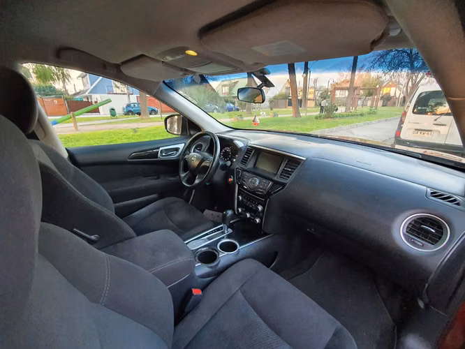 nissan pathfinder 2015