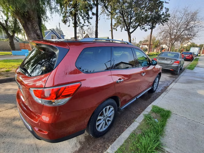 nissan pathfinder 2015